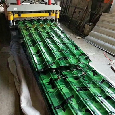 El color de acero galvanizado de las hojas DX51D de la techumbre del estruendo acanaló el metal el 12m