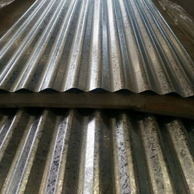 La hoja de la techumbre del hierro galvanizado de DX51D Z100 acanaló la longitud de los 6-12m