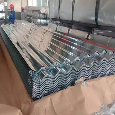 La hoja de la techumbre del hierro galvanizado de DX51D Z100 acanaló la longitud de los 6-12m